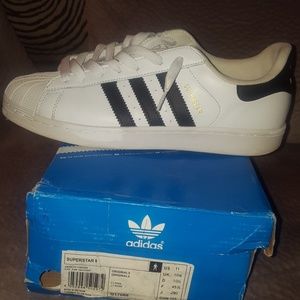 Adidas Black & White